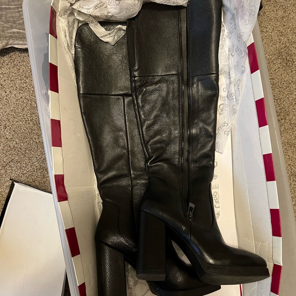 Sam Edelman Holland boots 8